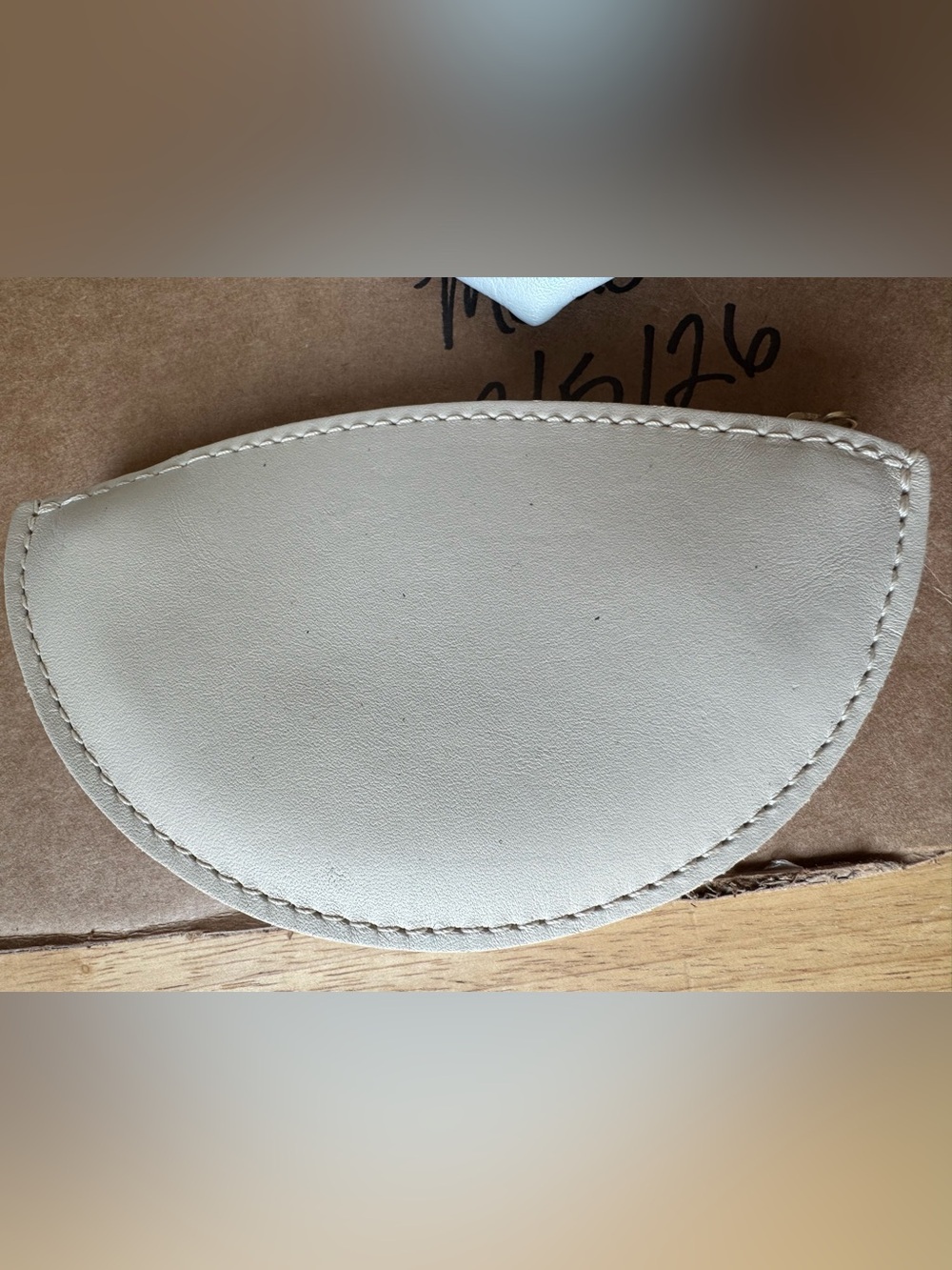 Portland Leather Goods Small Seesaw Pouch Bone Hide Stamp Like New - Picture 3 of 6